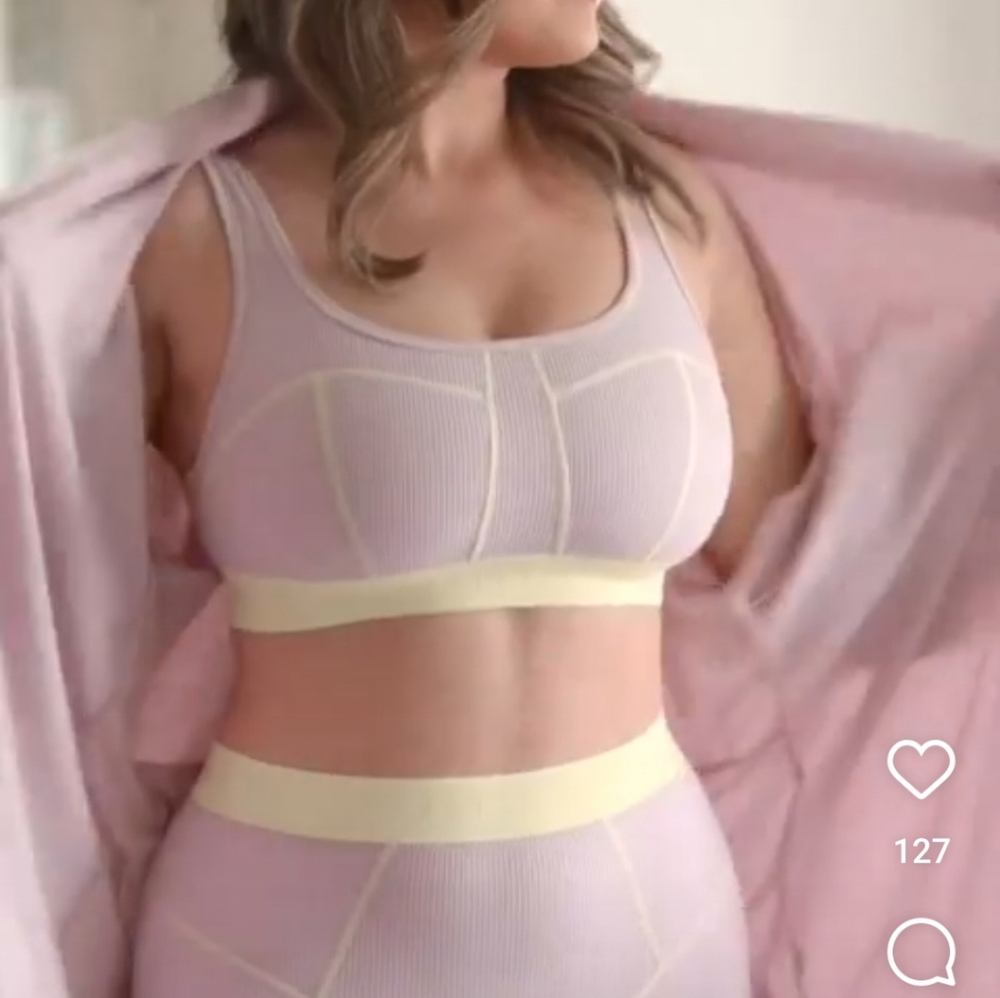 NWT Fabletics Waffle Bra Muted Mauve/ Butter size XXL